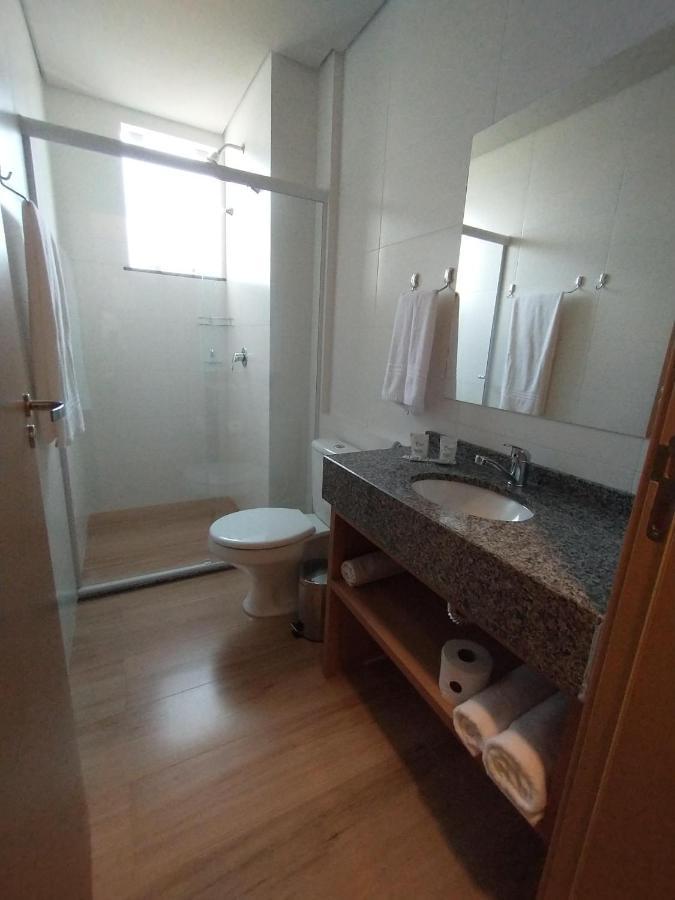 Rambo Hotel Алеґреті Екстер'єр фото