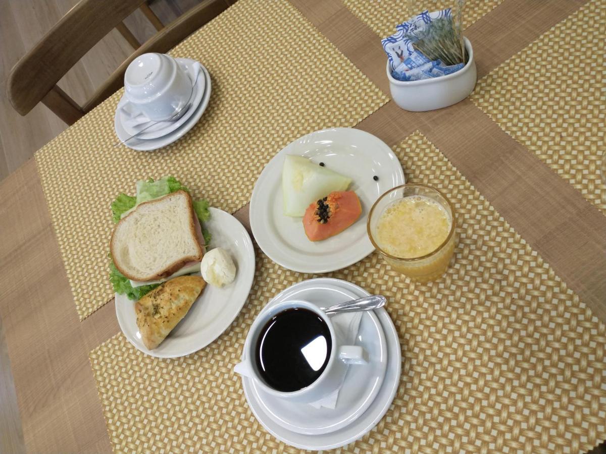 Rambo Hotel Алеґреті Екстер'єр фото
