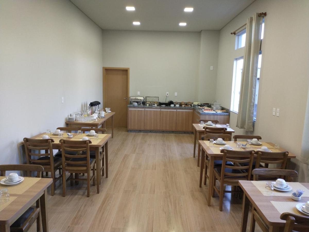 Rambo Hotel Алеґреті Екстер'єр фото