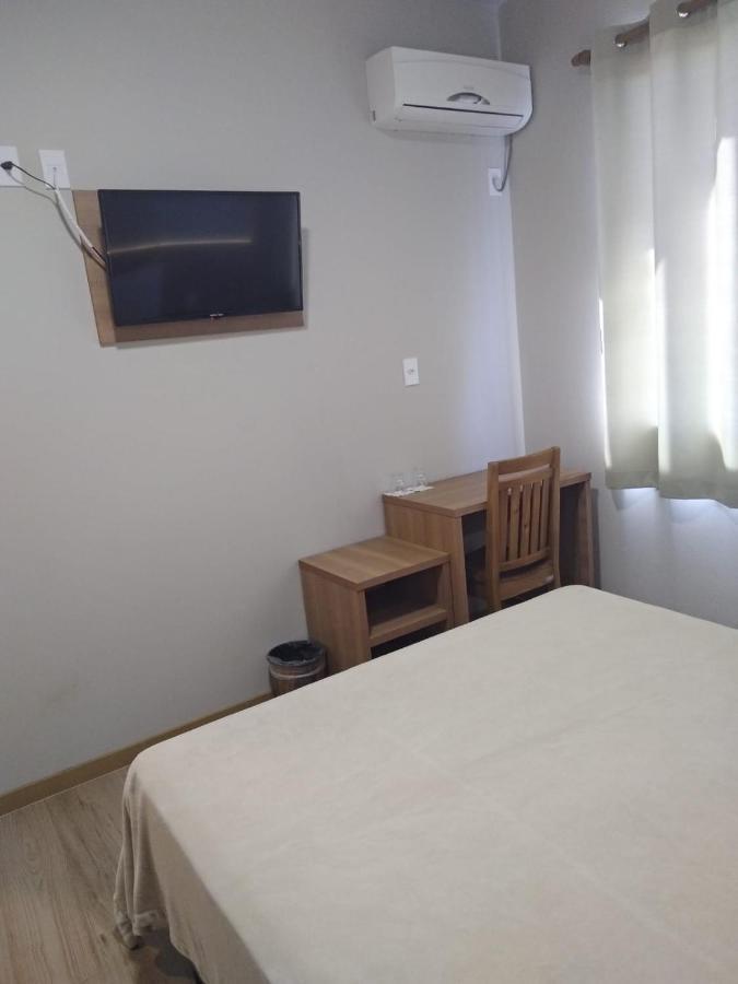 Rambo Hotel Алеґреті Екстер'єр фото